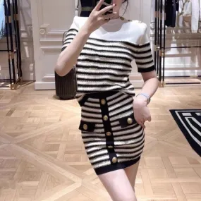 2Pcs Striped Gold Thread Knitted Sweater & Skirt Set